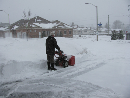 canada christmas 2009 snowblowing